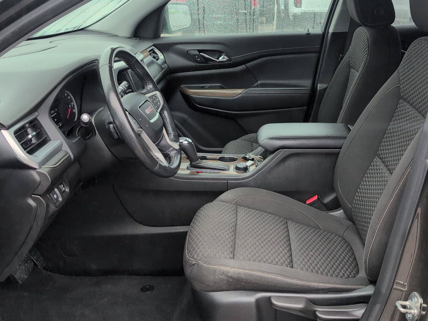 Used 2019 GMC Acadia SLE AWD/4WD image 21