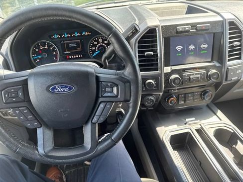 Used 2016 Ford F150 XLT w/ Equipment Group 302A Luxury AWD/4WD image 6