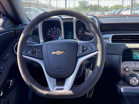 Used 2015 Chevrolet Camaro Z/28 RWD image 7