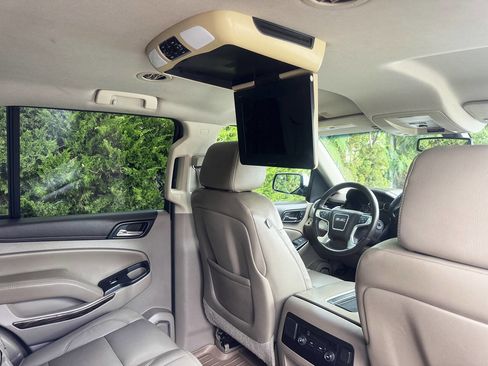 Used 2015 GMC Yukon SLE w/ Convenience Package RWD image 15