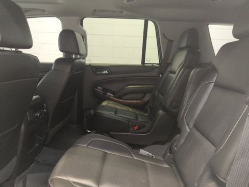 Used 2019 Chevrolet Tahoe Premier AWD/4WD image 18