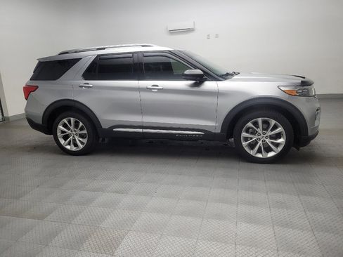 Used 2021 Ford Explorer Platinum w/ Equipment Group 601A image 11