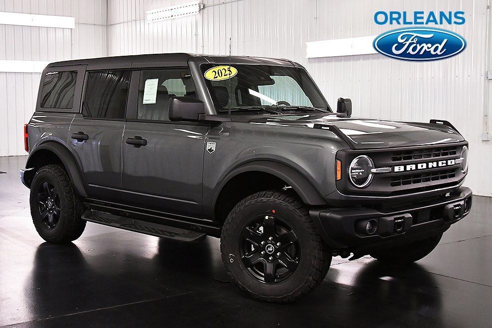 New 2025 Ford Bronco Big Bend w/ Black Diamond Package AWD/4WD image 1