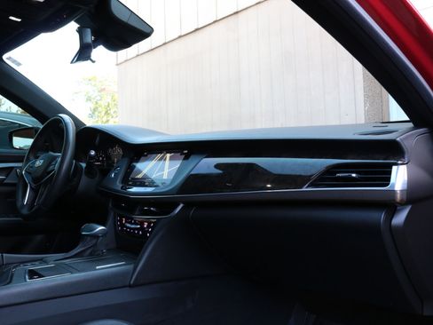 Used 2018 Cadillac CT6 Luxury image 60