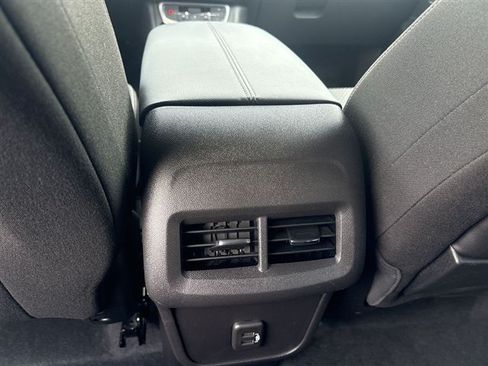 Certified 2024 GMC Terrain SLE w/ Driver Convenience Package FWD image 20