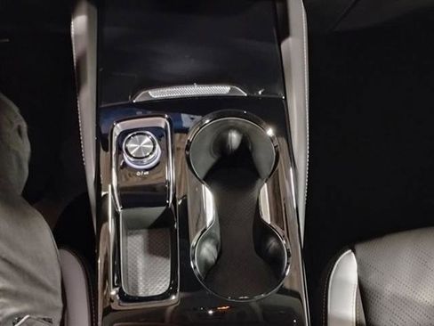 New 2025 Buick Envision Sport Touring image 26