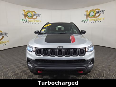 Used 2025 Jeep Compass Trailhawk w/ Sun & Sound Group image 3