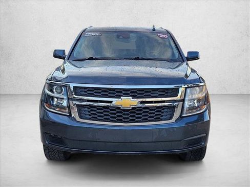 Used 2020 Chevrolet Suburban LT image 2