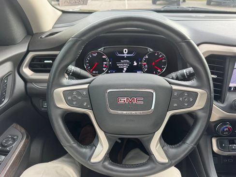 Used 2022 GMC Acadia Denali w/ Black Diamond Edition AWD/4WD image 19