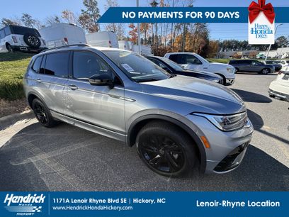 Used 2023 Volkswagen Tiguan SE R-Line