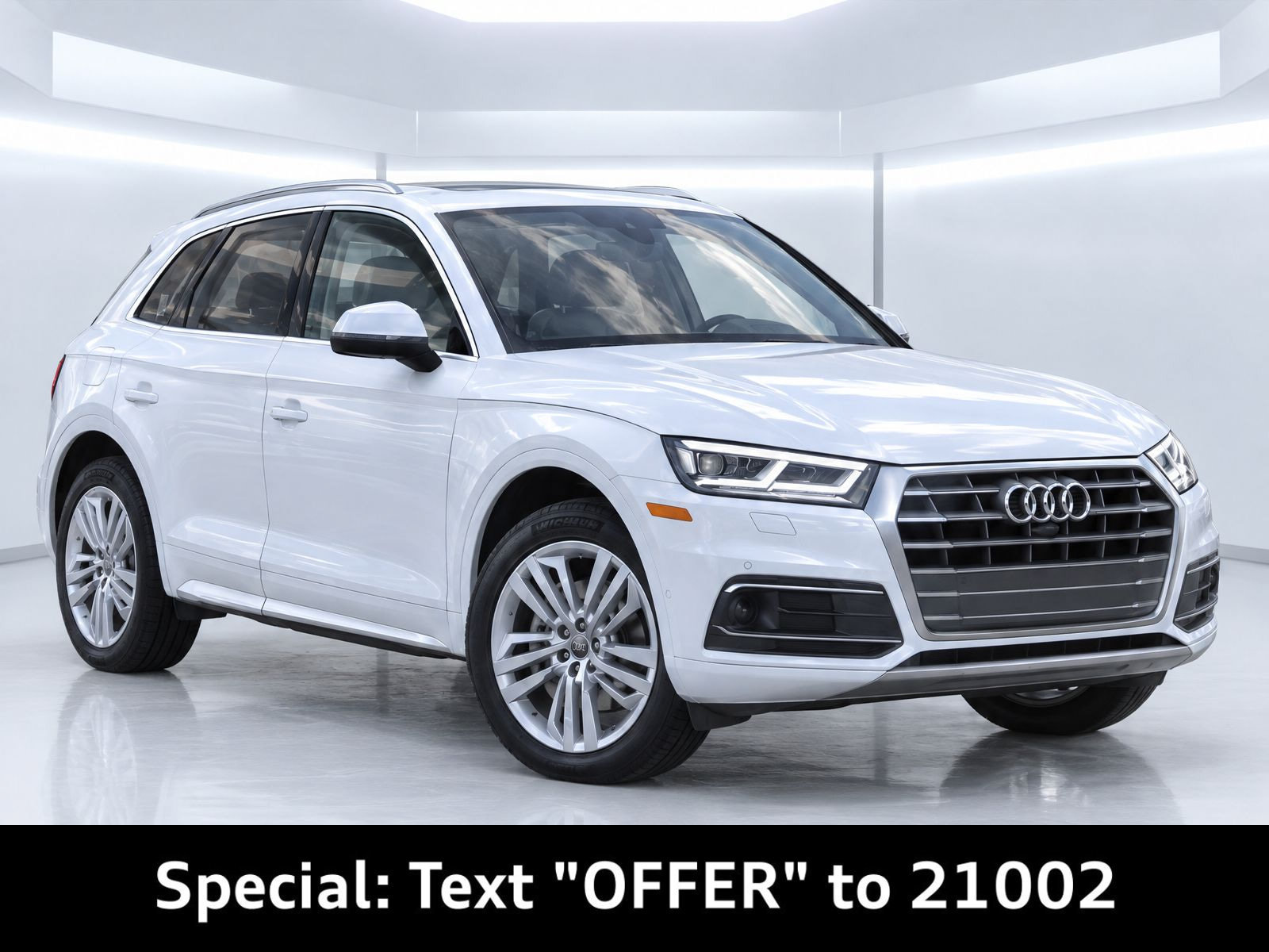 Used 2019 Audi Q5 Prestige w/ Prestige Package AWD/4WD image 2