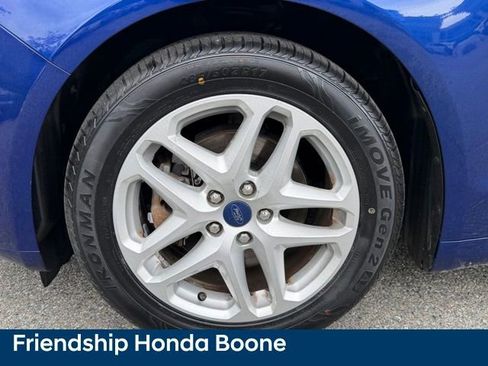Used 2016 Ford Fusion SE FWD image 9