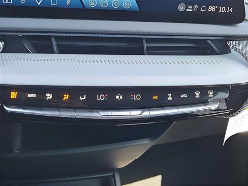 New 2025 Cadillac Optiq Sport 1 w/ LPO, ONYX Package image 10