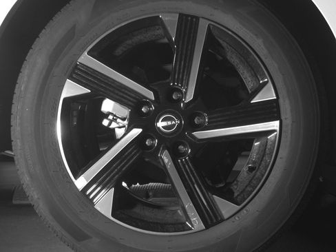 Used 2025 Nissan Sentra SV image 14