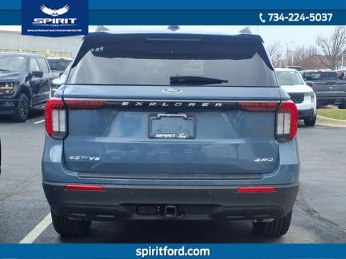 New 2026 Ford Explorer Active image 5