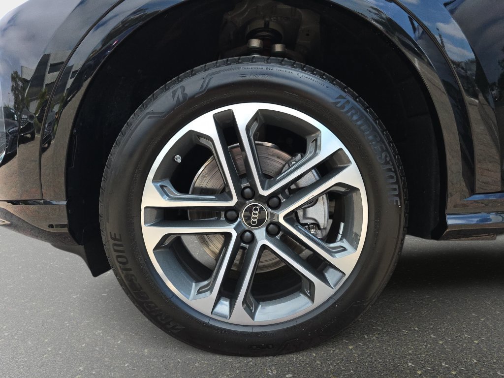 Certified 2025 Audi Q5 Premium w/ Convenience Package AWD/4WD image 33
