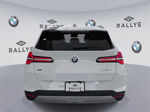 Certified 2025 BMW X3 xDrive30i w/ Premium Package image 9