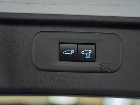 Used 2024 Toyota Grand Highlander XLE image 13