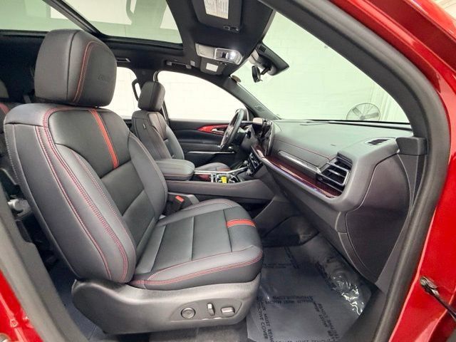 Certified 2026 Chevrolet Traverse RS AWD/4WD image 26