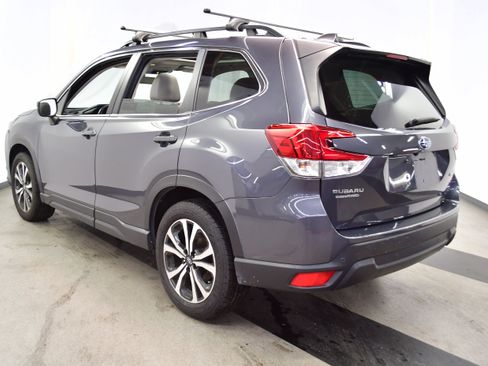Used 2022 Subaru Forester Limited AWD/4WD image 5