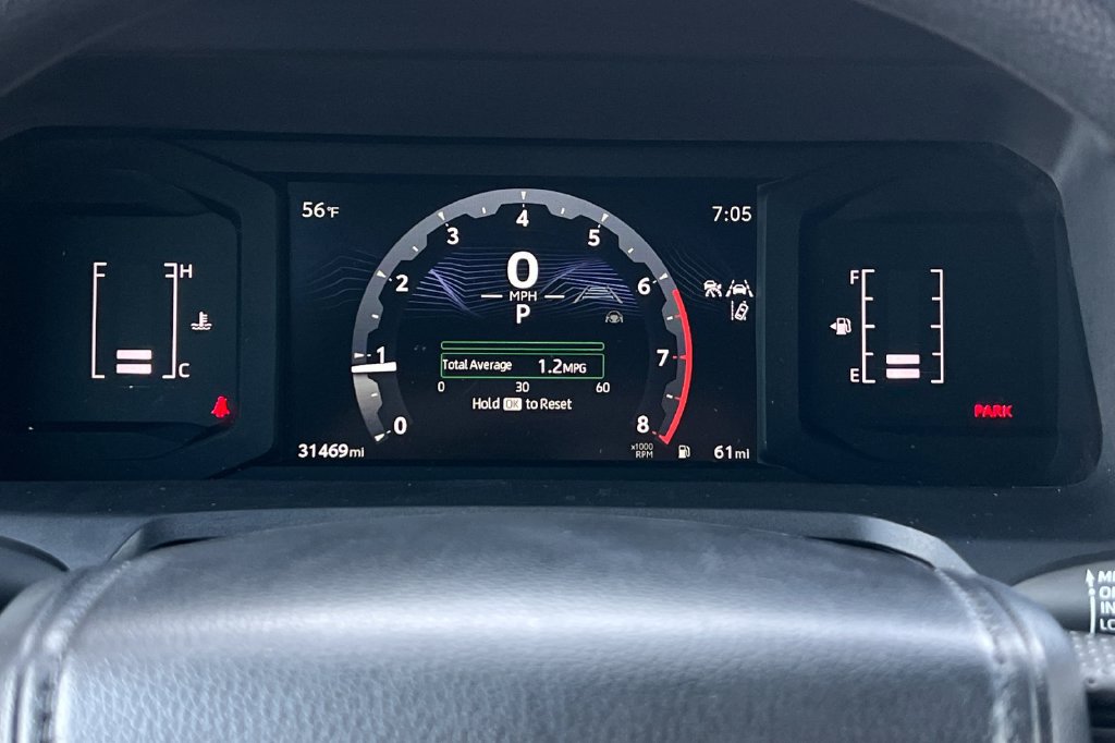 Certified 2025 Toyota Tacoma SR5 AWD/4WD image 27
