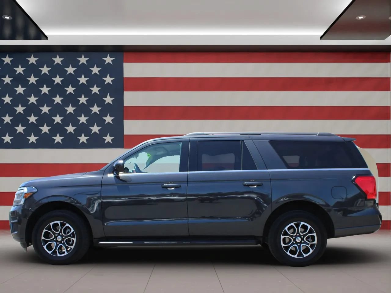 Used 2024 Ford Expedition Max XLT RWD image 42
