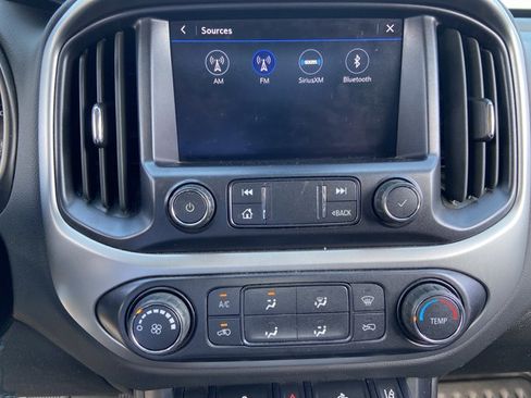 Used 2022 Chevrolet Colorado LT w/ Fleet Safety Package RWD image 38