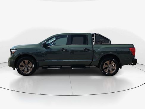 Used 2024 Nissan Titan SV w/ SV Bronze Edition Package RWD image 9