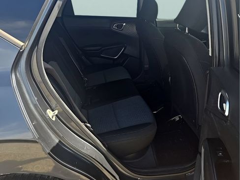 Used 2020 Kia Soul S FWD image 16