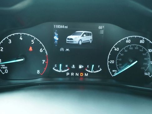 Used 2021 Ford Transit Connect XLT image 21