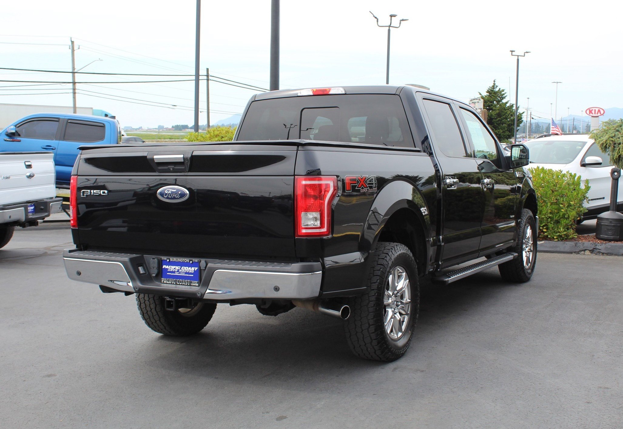 Used 2016 Ford F150 XLT w/ Equipment Group 302A Luxury AWD/4WD image 6