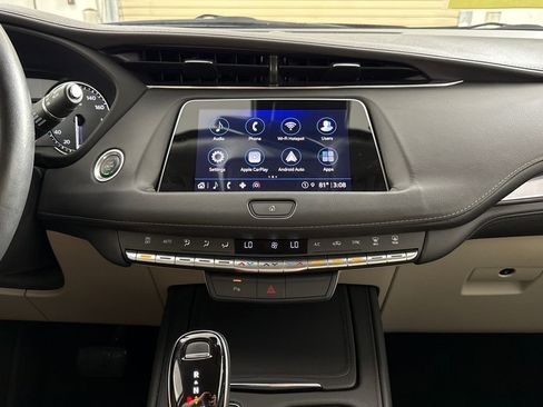 Used 2023 Cadillac XT4 Luxury image 16