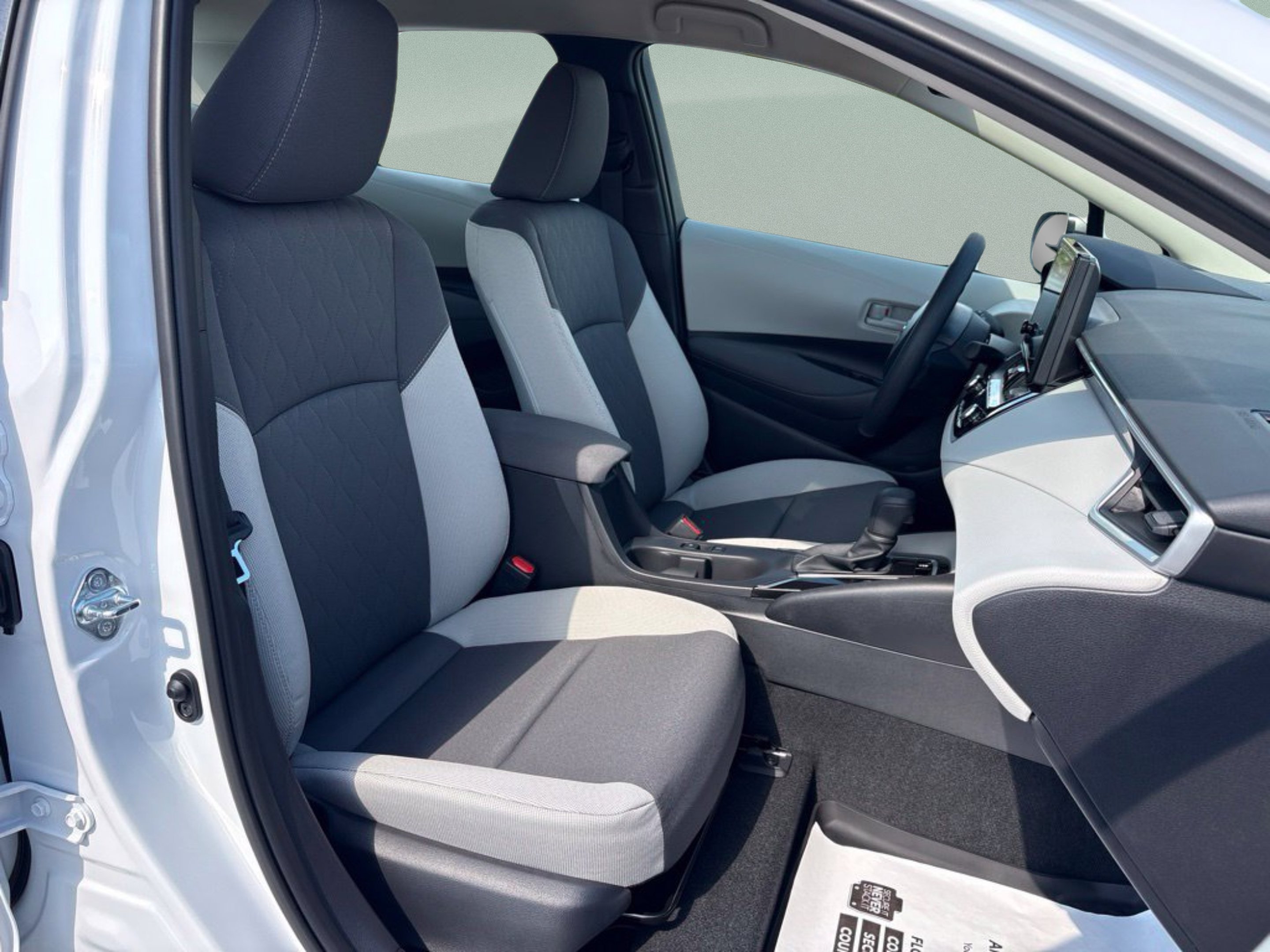 New 2027 Toyota Corolla LE FWD image 28