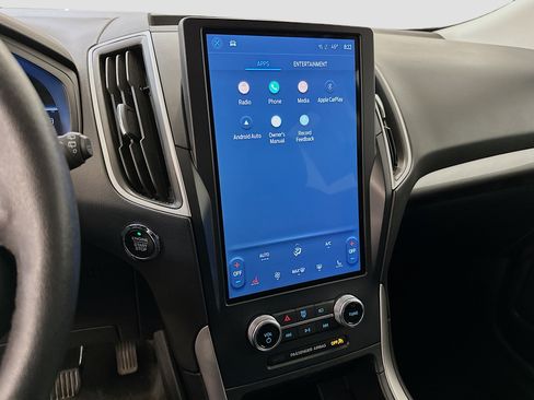 Used 2024 Ford Edge SEL image 25