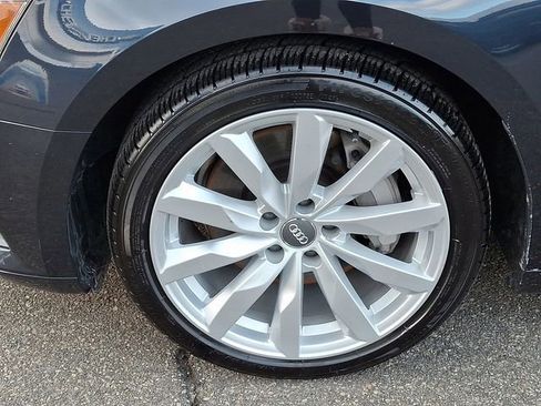 Used 2018 Audi A5 2.0T Premium image 16