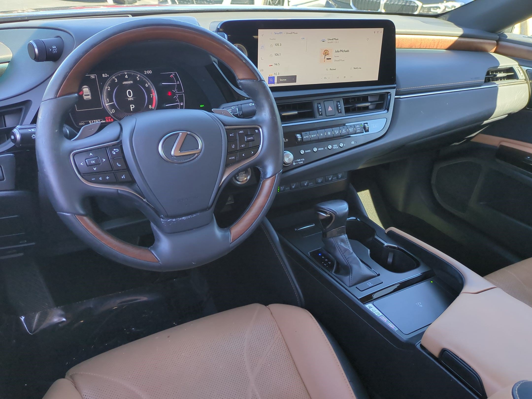 Used 2023 Lexus ES 350 Ultra Luxury w/ Accessory Package (Z2) FWD image 30