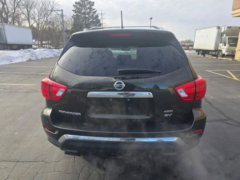 Used 2017 Nissan Pathfinder SV w/ SV Tech Package image 19