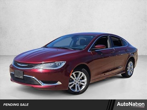 Used 2016 Chrysler 200 Limited image 1