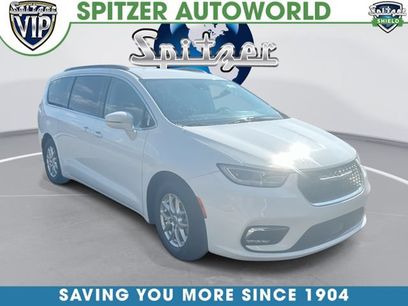 Used 2022 Chrysler Pacifica Touring-L