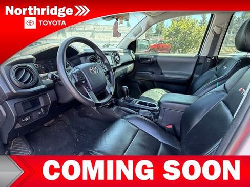 Used 2018 Toyota Tacoma SR w/ SR Convenience Package image 5