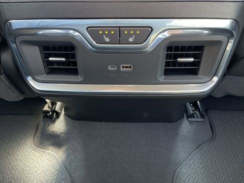 New 2025 GMC Sierra 1500 Denali image 57