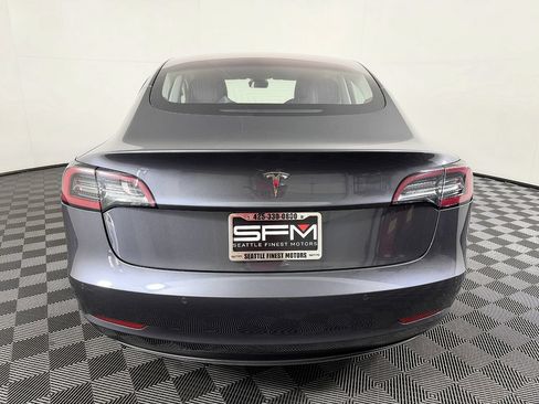 Used 2018 Tesla Model 3 Long Range RWD image 10