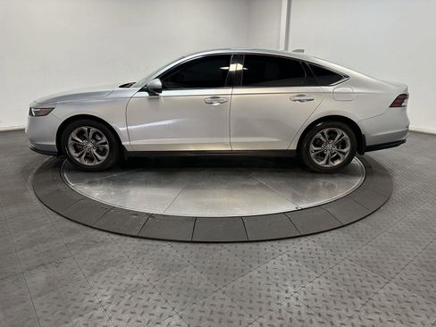 Used 2024 Honda Accord EX image 8