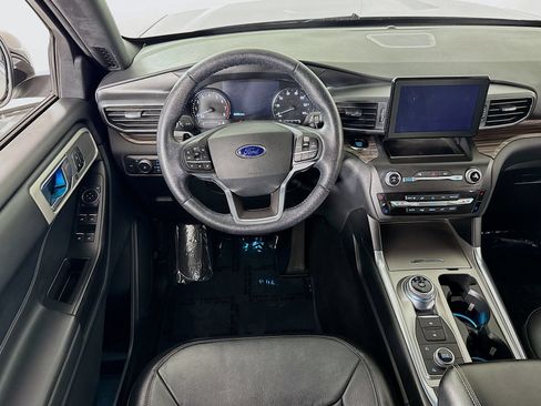 Used 2020 Ford Explorer Limited AWD/4WD image 18