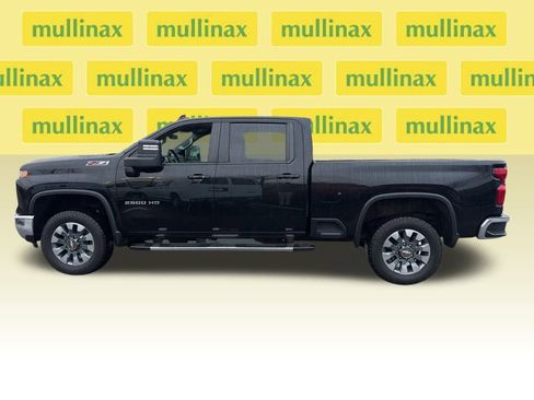 Used 2024 Chevrolet Silverado 2500 LT image 6
