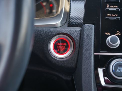 Used 2019 Honda Civic Sport image 11