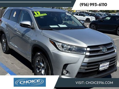 Used 2017 Toyota Highlander Limited Platinum AWD/4WD image 1