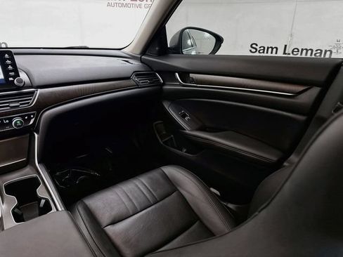 Used 2022 Honda Accord Touring image 24