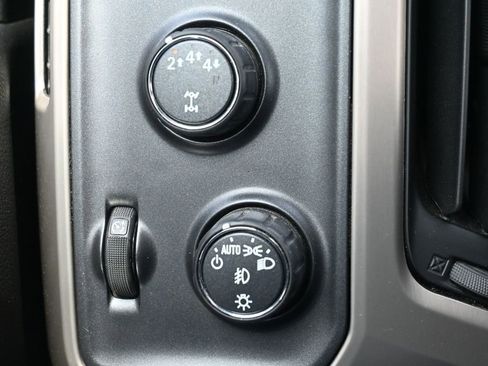 Used 2018 GMC Sierra 3500 Denali w/ Duramax Plus Package image 39