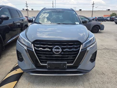 Used 2023 Nissan Kicks SR FWD image 6